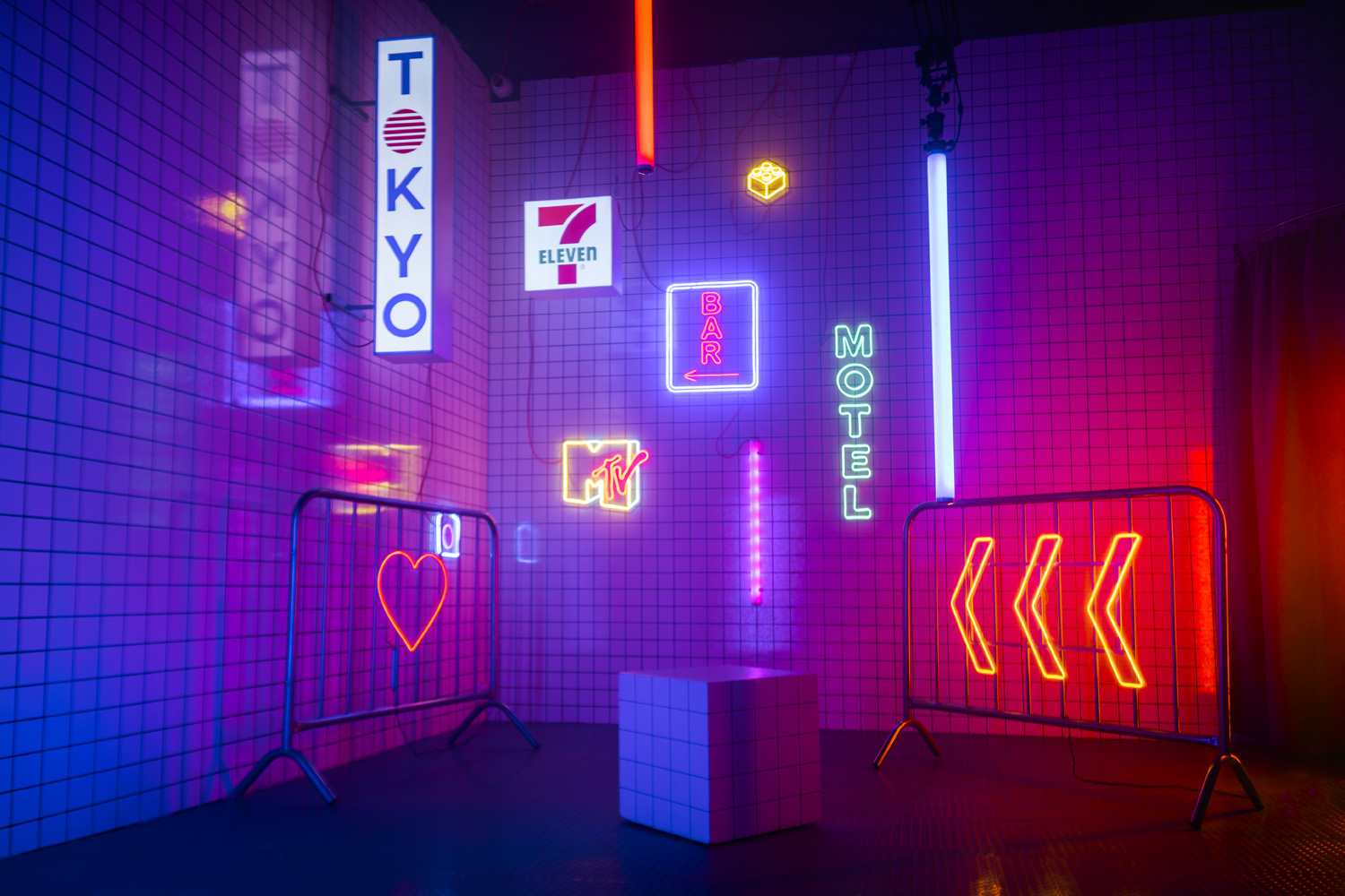 Зал Lazer